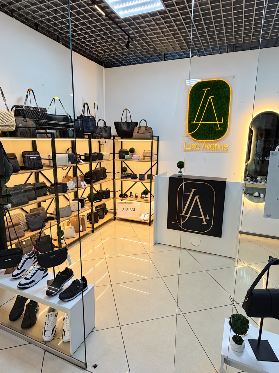 Шоурум Luxe Avenue у Сумах